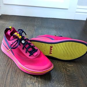 Bala Twelves Nursing Shoes, neon pink